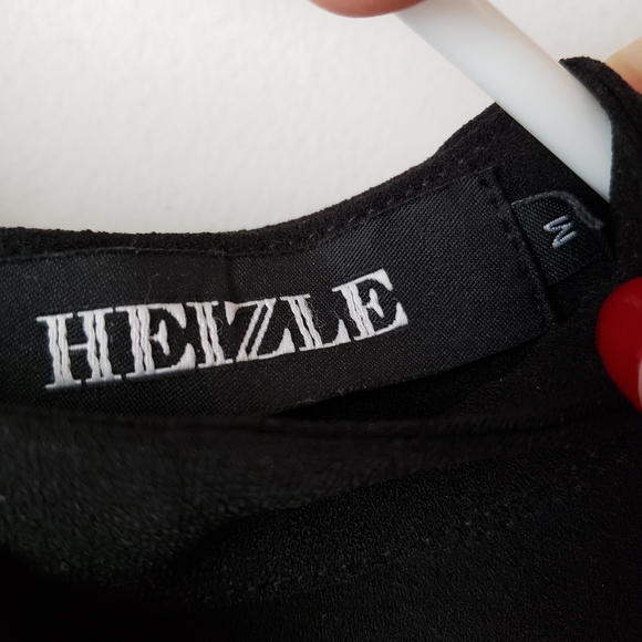 Blouse with Pearl Detail - Picture 3 of 14